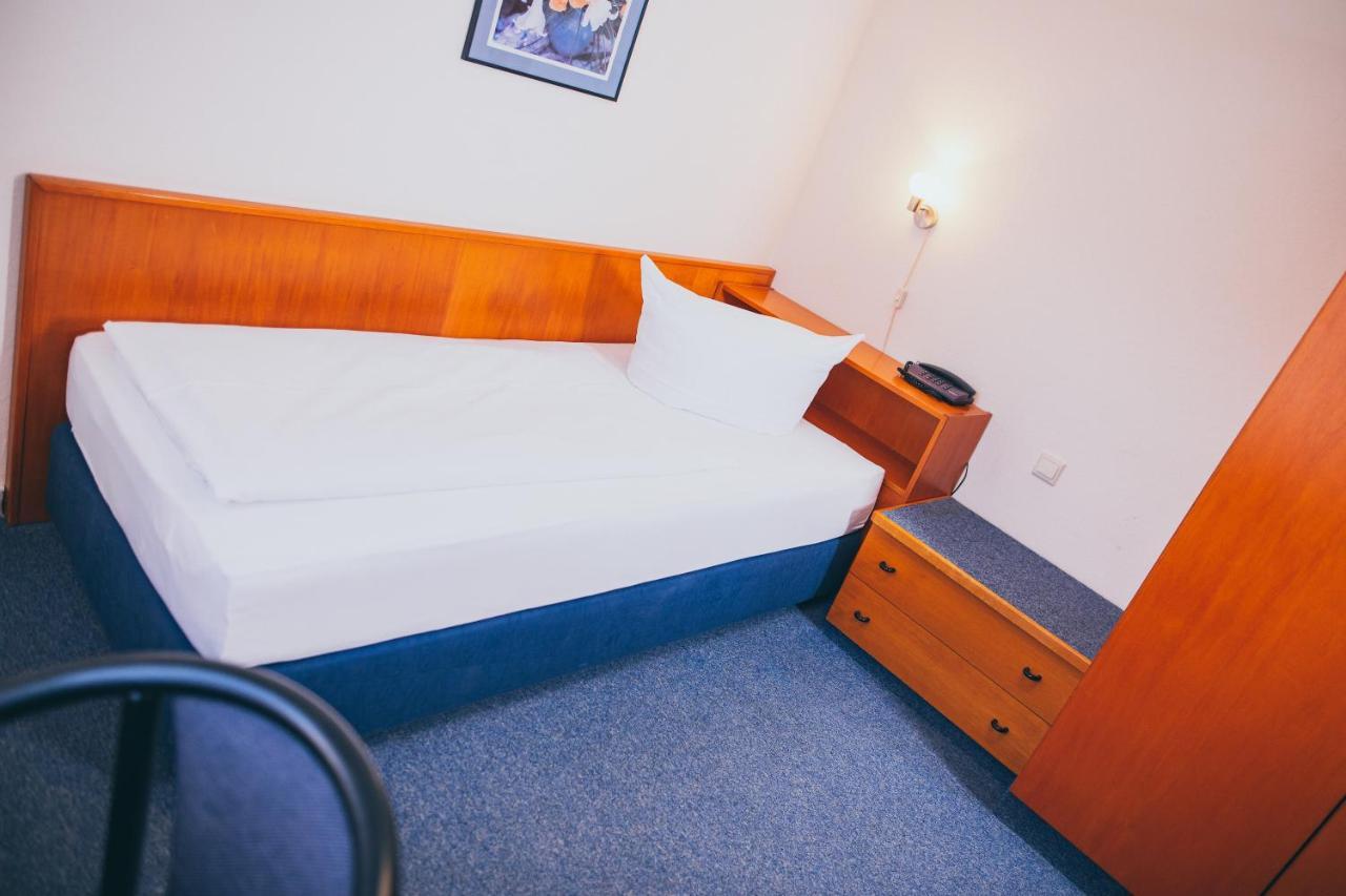 Hotel Zum Grunewald Динслакен Экстерьер фото