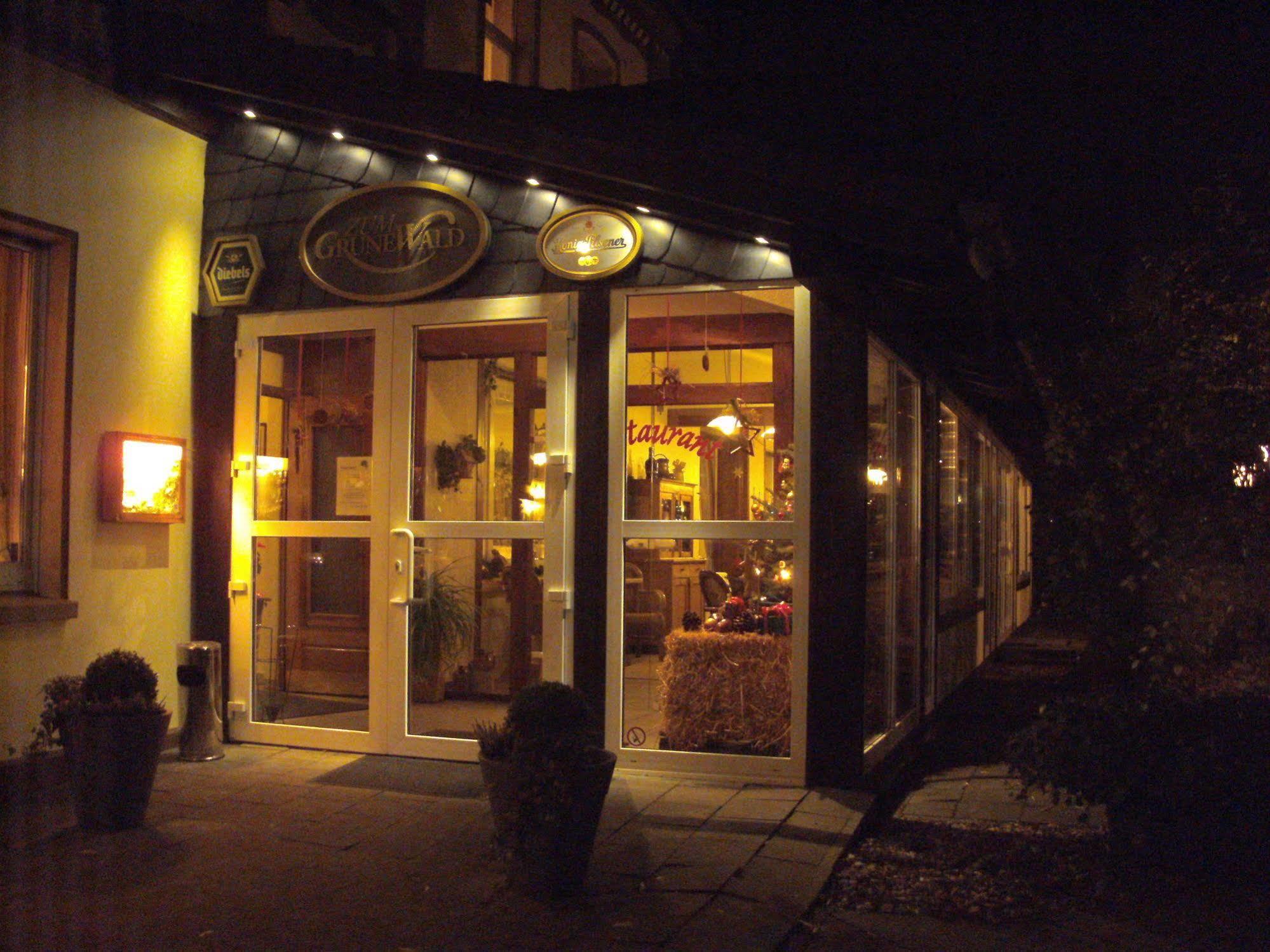 Hotel Zum Grunewald Динслакен Экстерьер фото