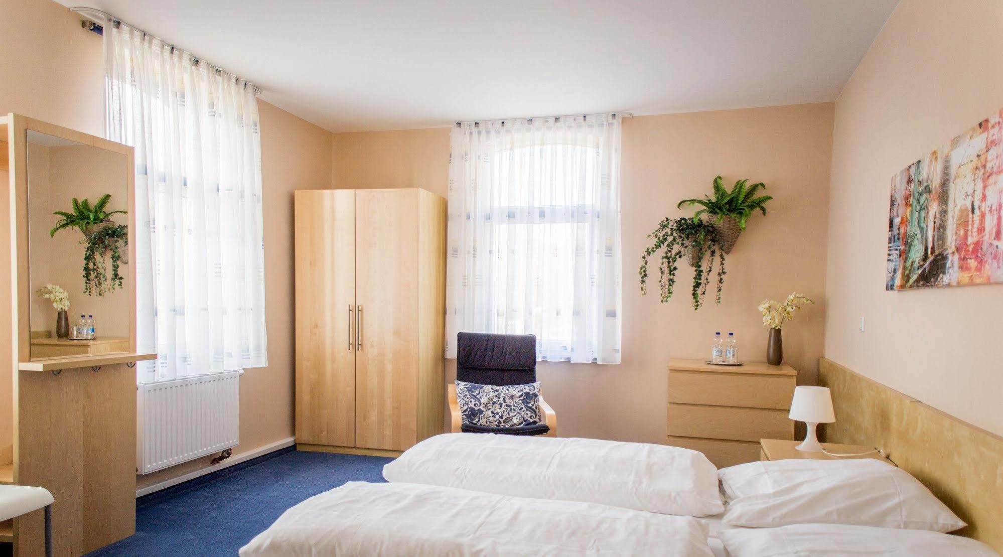 Hotel Zum Grunewald Динслакен Экстерьер фото